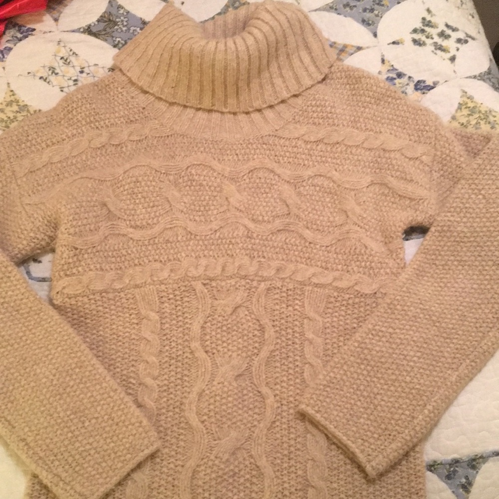 Eddie Bauer Tan Wool Sweater- Great condition.